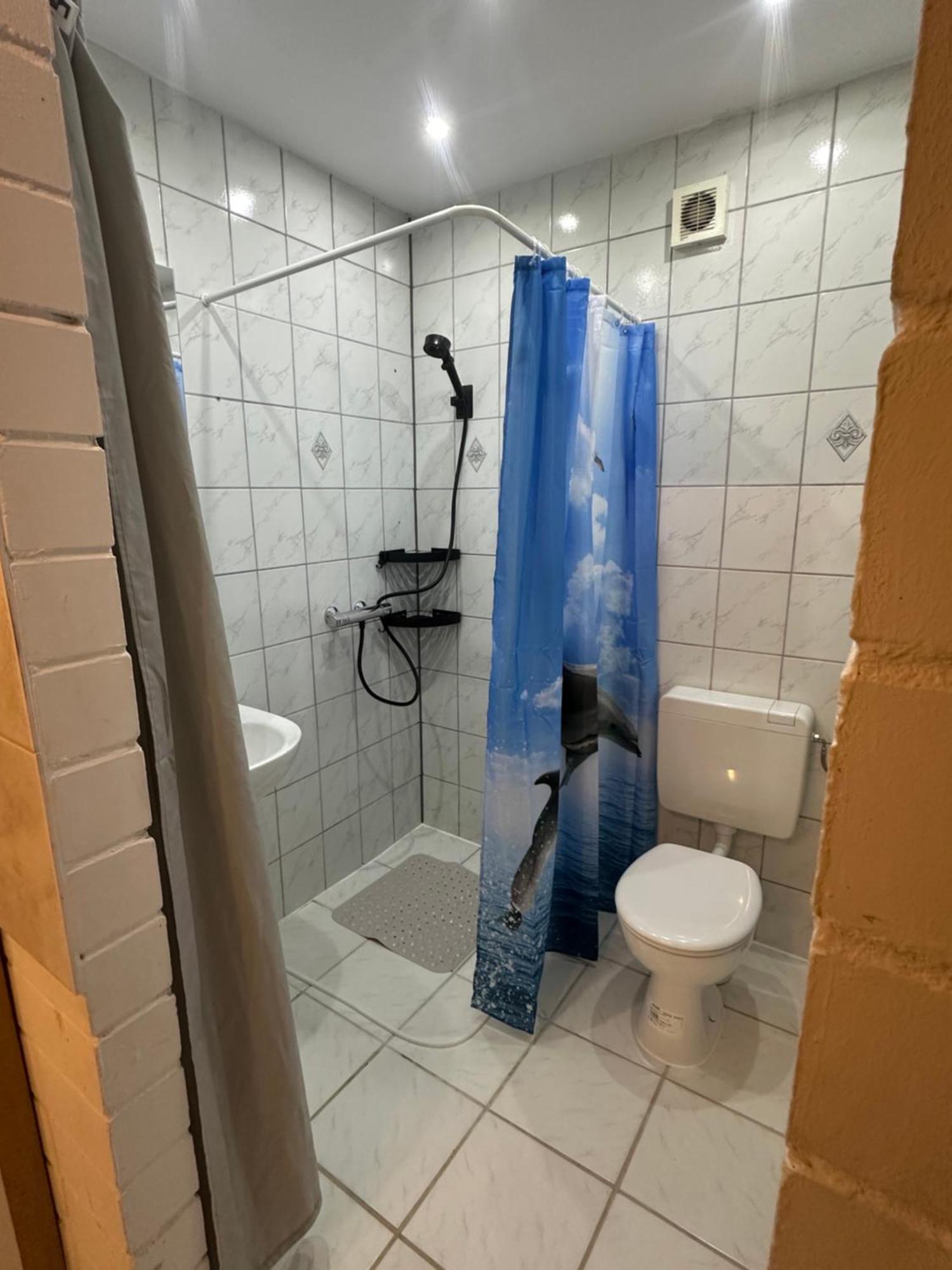 Fewo Im Reit- Und Ponyparadies Roos Halle  Eksteriør billede